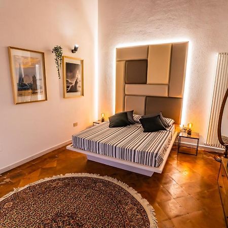 Апартаменты Vinto House Salerno Old Town Экстерьер фото